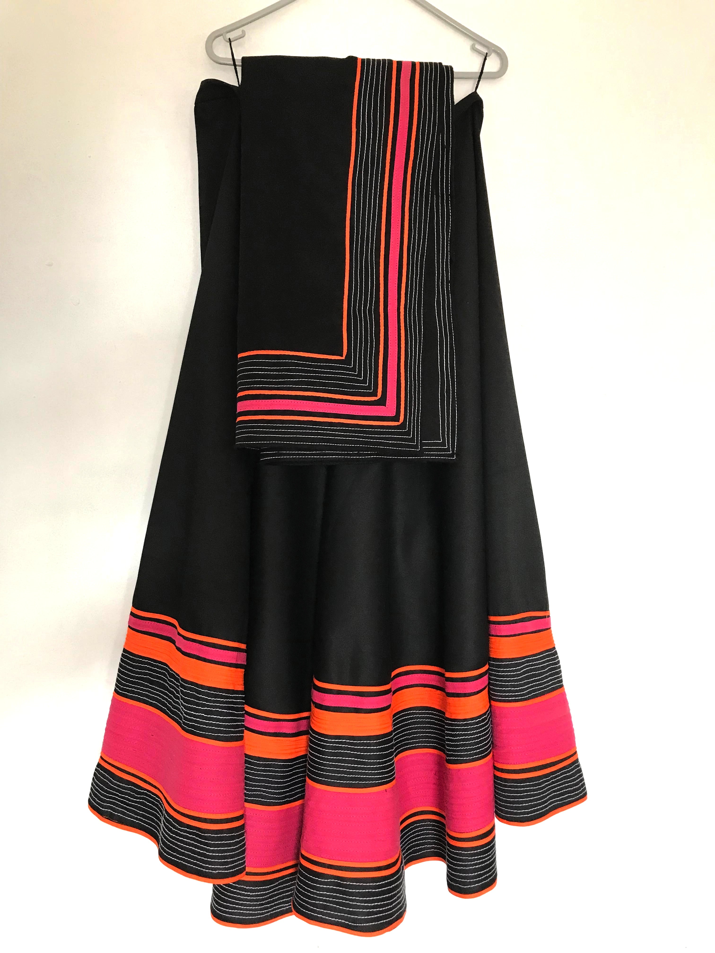 Wrap Around Skirt with Doek (Available on Pre-order)